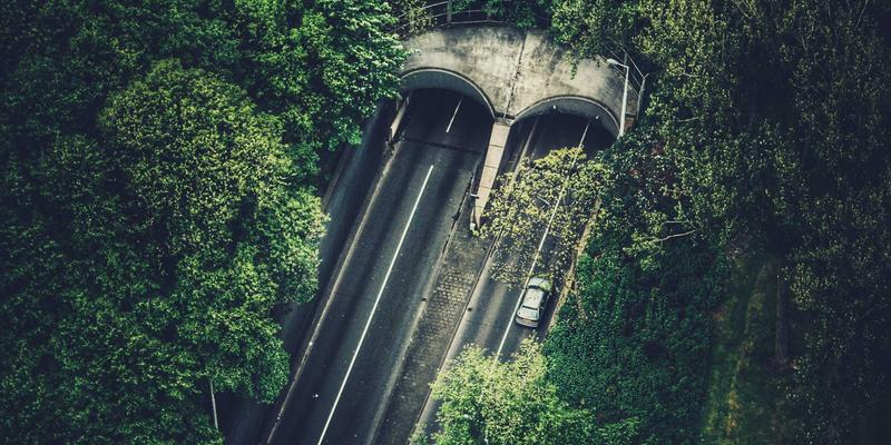 金路基金FOF产品线深度解析：专业投顾如何通过“基金组合”实现风险的二次分散